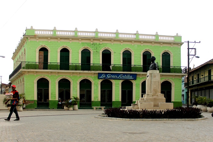 Camagüey, City of Plazas