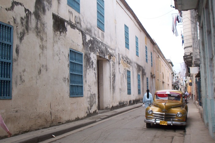 Old Havana and its jalopies